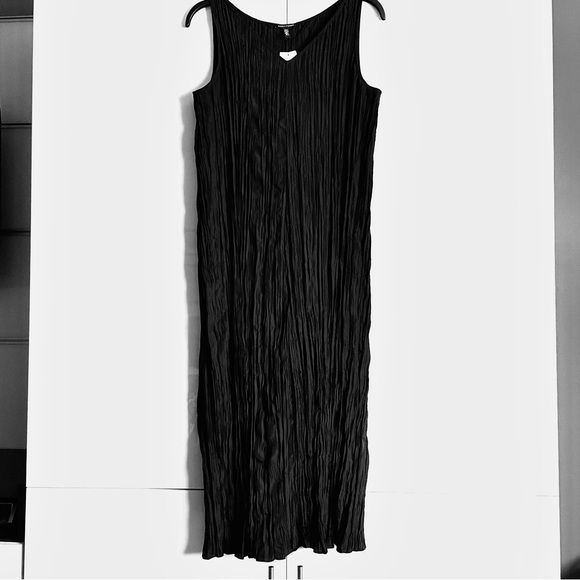 Eileen Fisher Crushed Silk V-Neck Midi Dress in Black Size S NWT - Picture 4 of 14